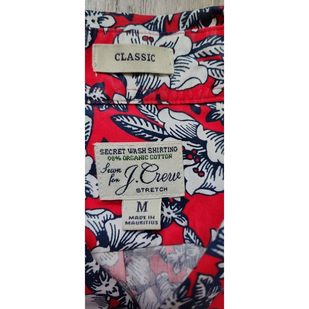 J. Crew Shirt Size M Secret Wash 98% Organic Cotton Classic Stretch Floral AE716